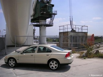 Volvo S60 2.4D Edition title=