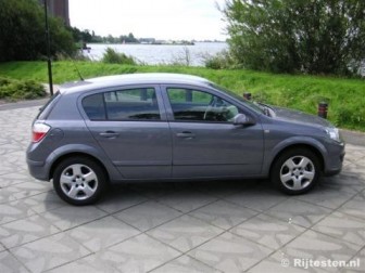 Opel Astra 1.4 Edition: 