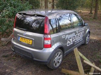 Fiat Panda 100HP : Dik en potent uiterlijk.
