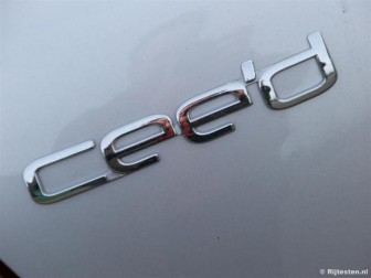 Kia cee'd 1.4 CVVT X-ecutive: Een fantasievolle naam