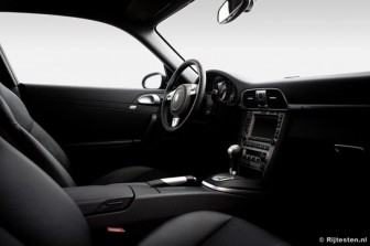 Porsche 911 Carrera 4S  title=