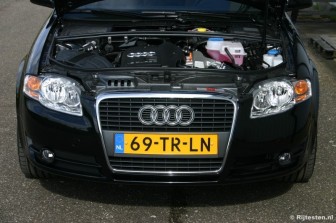 Audi A4 1.8T Advance: De 1.8T-motor is sterk en zuinig, maar ook wat rumoerig.