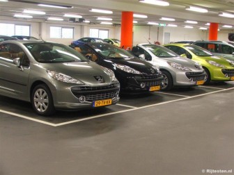 Peugeot 207 CC Sport 1.6-16v Turbo  title=