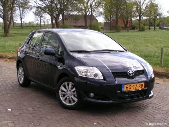 Toyota on Rijtesten Nl Foto Overzicht  Toyota Auris