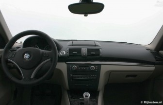 BMW 1 Serie 118i High Executive title=