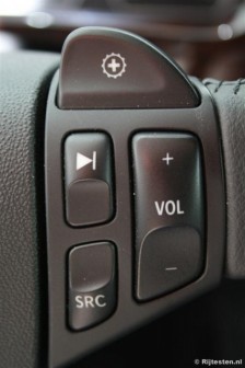 Saab 9-5 2.0t Business: Druk hier voor een sneller landschap en een passend stukje muziek.