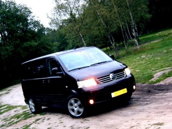 Volkswagen Multivan 3.2 V6 Highline Sport Edition: Lekker doorrijden is geen probleem met deze motor.