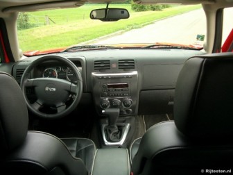 Hummer H3  Adventure title=