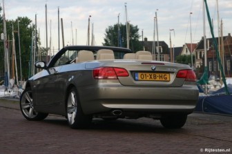 BMW 3 Serie Cabrio 320i High Executive title=