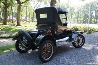 Ford Model T  Runabout Roadster (1924): De vraag is of je daadwerkelijk droog blijft als het regent