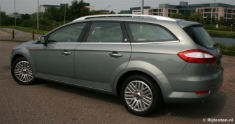 Ford Mondeo Wagon 2.0 TDCi Ghia: Fotogeniek vanuit elke hoek