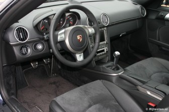 Porsche Cayman 2.7  title=