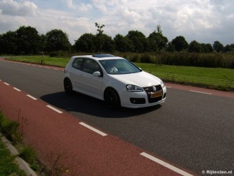 Volkswagen Golf  GTI Edition 30 DSG title=