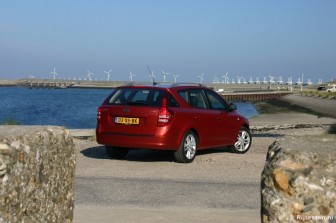 Kia cee'd Sporty Wagon 2.0 CRDi X-ecutive: De concurrentie kan zijn borst nat maken.