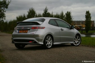 Honda Civic 2.0i-VTEC Type R title=