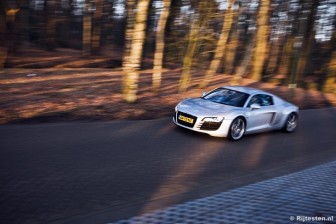 Audi R8 4.2 FSI quattro : Geweld in positieve zin!