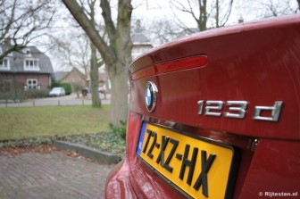 BMW 1 Serie Coup� 123d High Executive: Deze oplopende lettercombinatie maakt wel degelijk indruk.