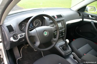 Skoda Octavia Scout 2.0 TDI : Zwart, sober, maar wel prima voor elkaar.