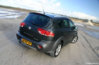 Seat Altea FreeTrack 2.0 TSI : Met het kunststof onderscheidt de Freetrack zich toch direct.