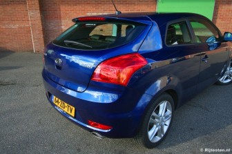 Kia Pro_cee'd 1.6 CRDi X-ecutive title=