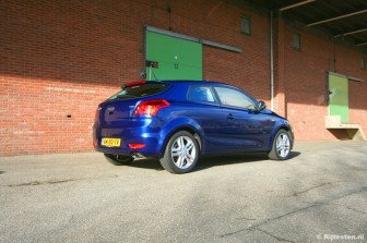 Kia Pro_cee'd 1.6 CRDi X-ecutive title=