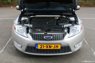Ford Mondeo 2.0 TDCi Titanium X-Pack : Op de 2.0 TDCi motor is weinig aan te merken.