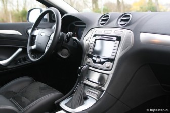 Ford Mondeo 2.0 TDCi Titanium X-Pack : De afwerking en materiaalkwaliteit van het interieur is prima.