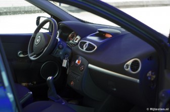 Renault Clio Estate 100 TCE Dynamique: Aluminium geeft een sportief tintje
