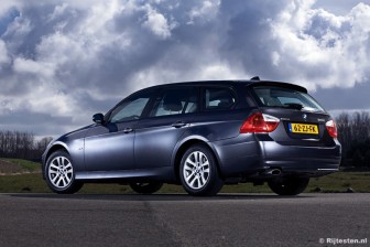 BMW 3 Serie Touring 320i Business Line: Scherpere lijnen dan bij zijn voorganger.