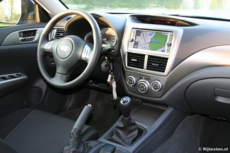 Subaru Impreza 2.0R Luxury: Een keurig net interieur.