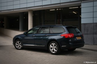 Citroën C5 Tourer 2.0i Dynamique: Veilige lijnen, maar daardoor is de Tourer goed in balans.