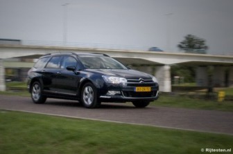Citroën C5 Tourer 2.0i Dynamique: De C5 Tourer is vooral een makkelijke reisgenoot.