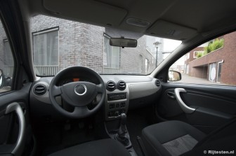 Dacia Sandero 1.4 MPI Ambiance: Geslaagde mix van moderne lijnen met simpele kenmerken