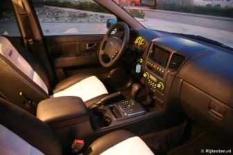 Kia Sorento 3.3 V6 X-clusive title=
