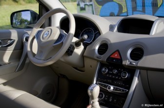 Renault Koleos 2.0 dCi Privil�ge 4x4 title=