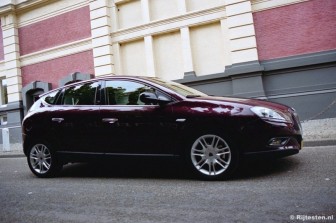 Lancia Delta 1.6 16V MultiJet  Argento: 