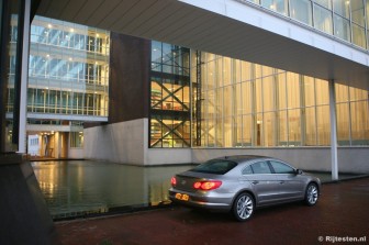 Volkswagen Passat CC 1.8 TSI : Bekijks heb je (nog) wel met de CC.
