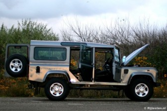 Land Rover Defender 110 Td X-TECH: 