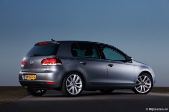 Volkswagen Golf 2.0 TDI Highline DSG: