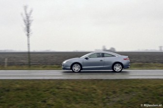 Renault Laguna Coup� 2.0 dCI 180 GT: 