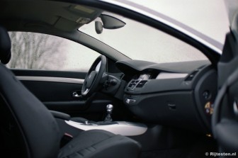 Renault Laguna Coupé 2.0 dCI 180 GT:
