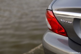 Jaguar X-Type 2.2D  title=