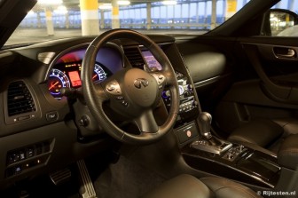 Infiniti FX50 S 5.0 V8 VVEL : 