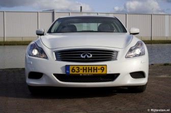 Infiniti G37S Coup�  : 