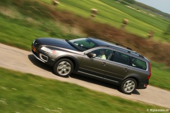 Volvo XC70 D5 Summum: Zowel de XC70 als de V70 zijn heerlijke reiswagens.