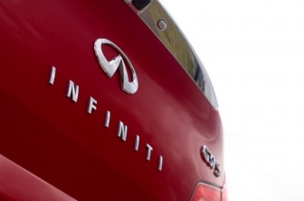 Infiniti G37S  : 