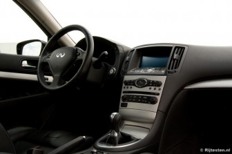 Infiniti G37S  : 