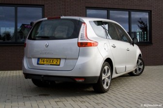 Renault Grand Sc�nic TCe 130 Dynamique title=