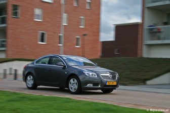 Opel Insignia 2.0 CDTI EcoFLEX Business title=