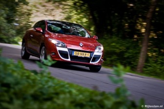 Renault M�gane Coup� 1.9 dCi 130 FAP Dynamique title=
